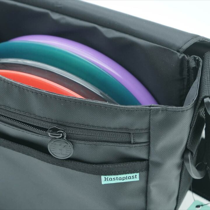 Hiva Messenger Bag