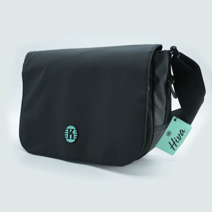 Hiva Messenger Bag